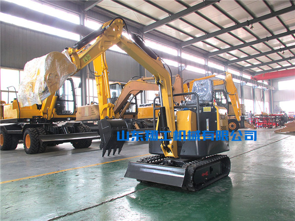 小型挖掘機(jī) 小型挖掘機(jī)