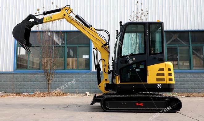 小型挖掘機(jī) 小型挖掘機(jī)