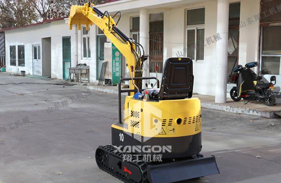 小型挖掘機 小型挖掘機